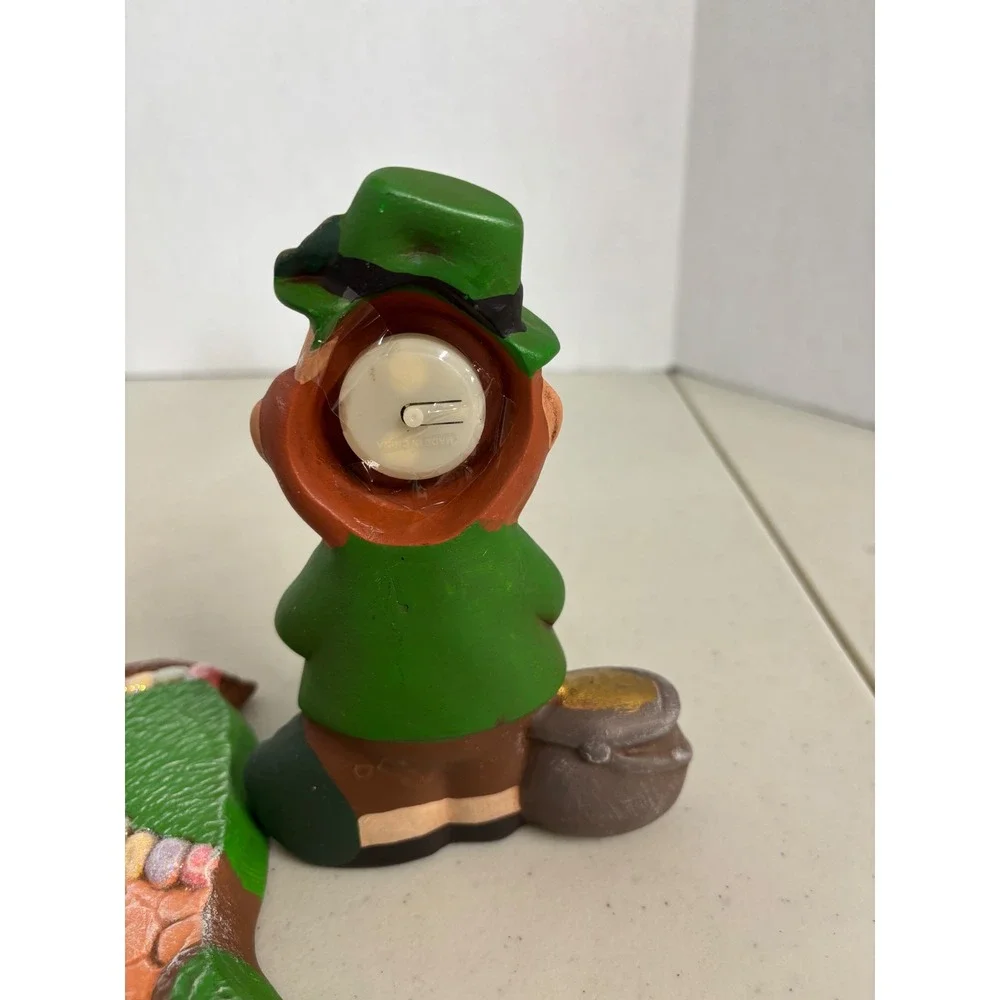 St Patricks Day Leprechaun Ceramic Figurine Set 3pc‎ Pot of Gold Shamrock